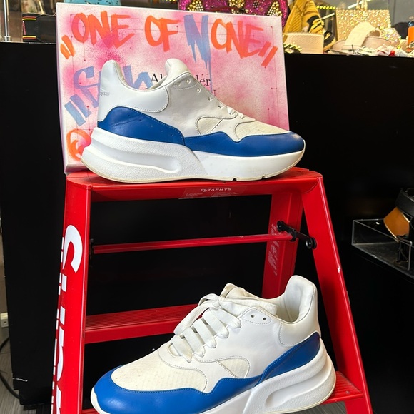 Alexander McQueen Other - 🔥🔥 Alexander McQueen Oversized Leather Sneaket